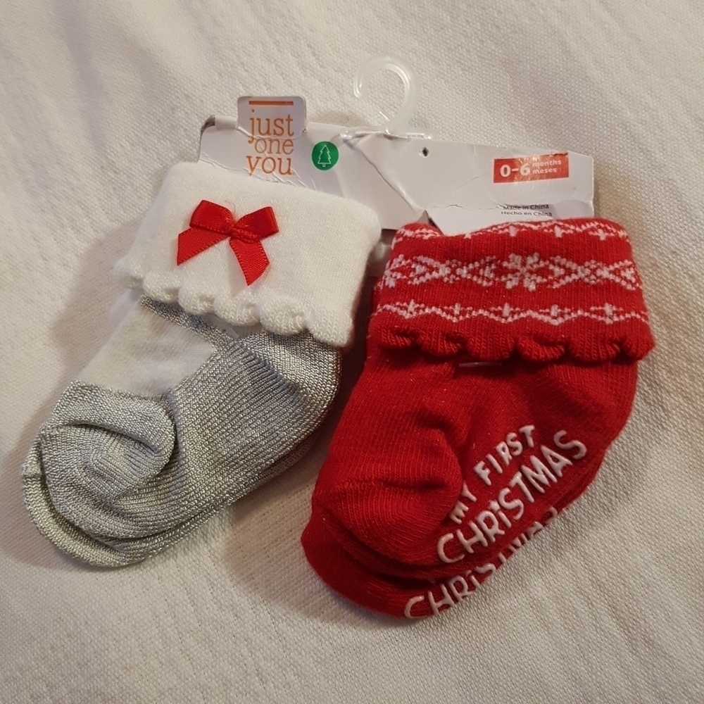 Carter's 2 pairs of 0-6 months baby Christmas holiday socks
